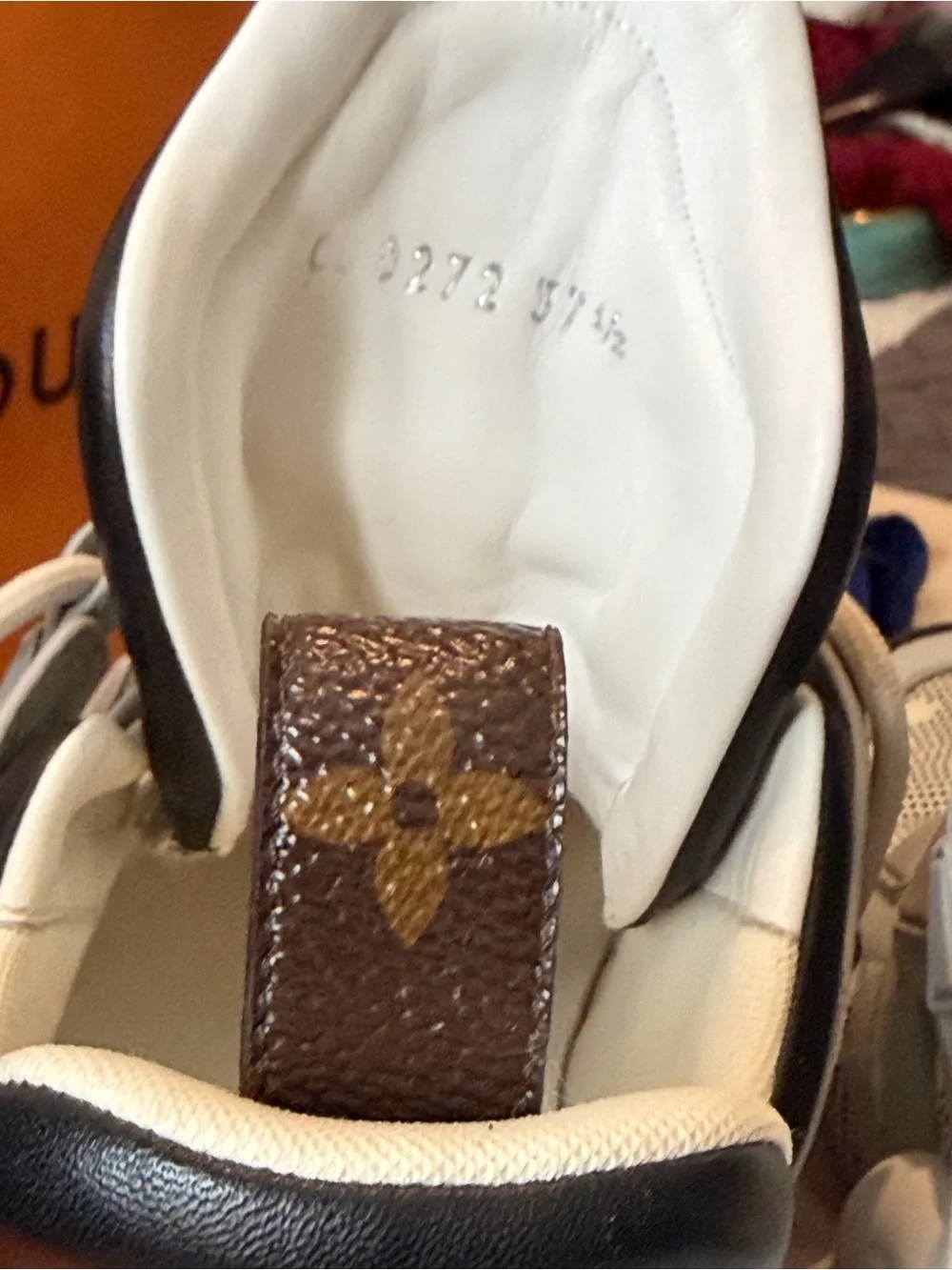 .	Louis Vuitton LV Archlight Sneakers EU 37.5 Women w/ Box - Picture 8 of 11